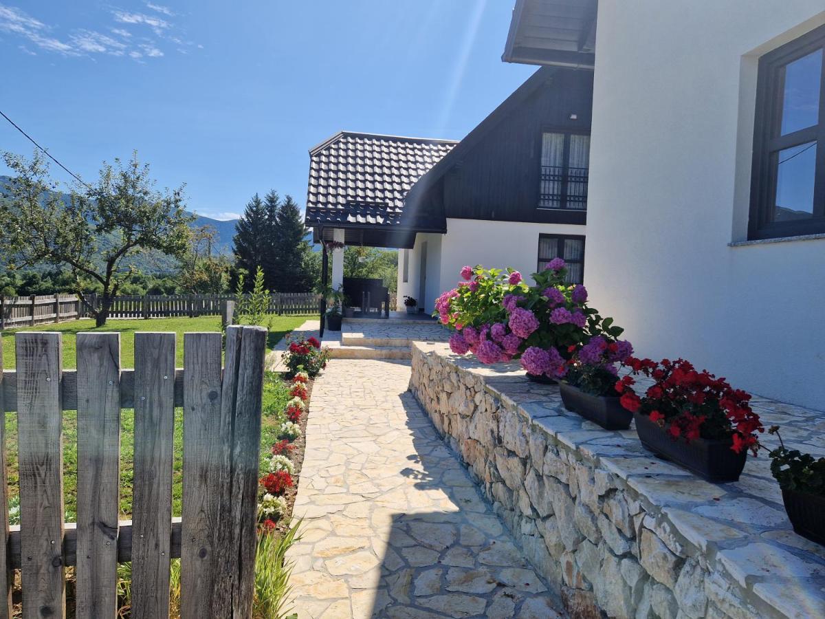 Villa Plitvice Apis Korenica Exterior foto
